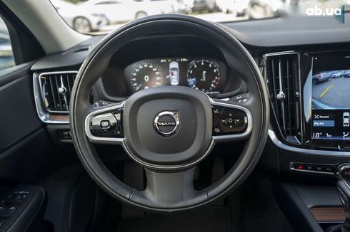 Volvo S60 2021 - фото 26
