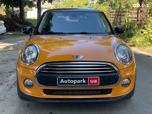 MINI Hatch 2014 оранжевый - фото 2