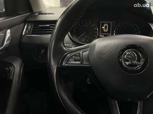 Skoda Octavia 2016 - фото 20