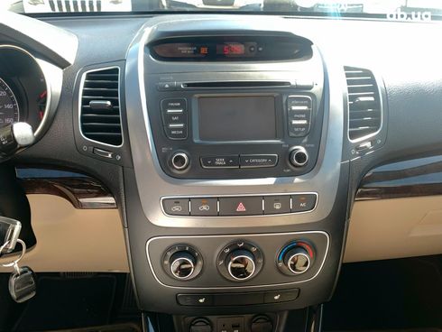 Kia Sorento 2013 серый - фото 33