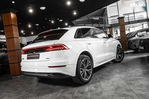 Audi Q8 2023 - фото 13