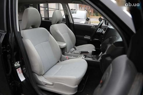 Subaru Forester 2010 - фото 8