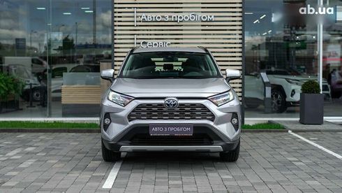 Toyota RAV4 2020 - фото 5