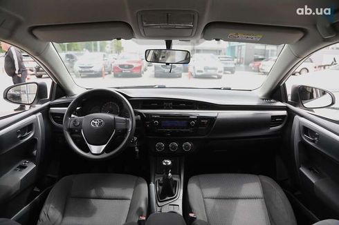 Toyota Corolla 2013 - фото 10