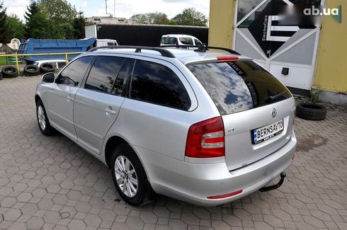 Skoda Octavia 2011 - фото 10