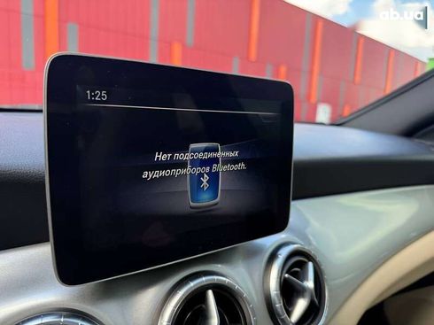 Mercedes-Benz CLA-Класс 2018 - фото 24