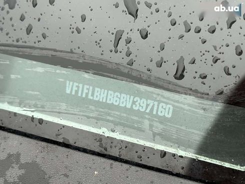 Renault Trafic 2011 - фото 28