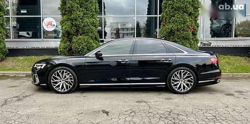Audi A8 2023 - фото 2