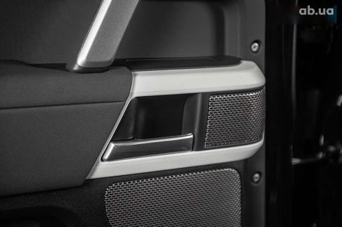 Land Rover Defender 2022 - фото 21