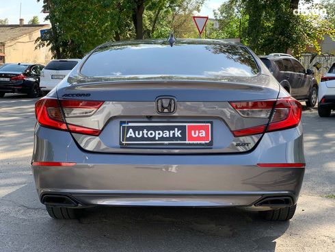 Honda Accord 2018 серый - фото 9