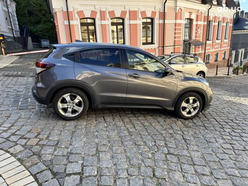 Honda HR-V 2016 серый - фото 6