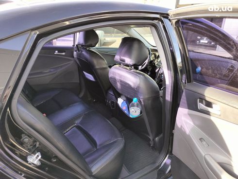 Hyundai Sonata 2012 черный - фото 18