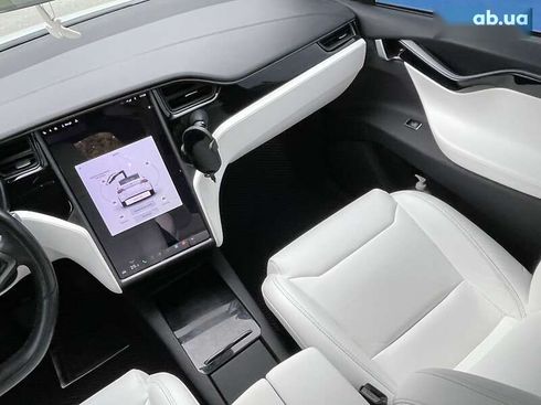 Tesla Model X 2019 - фото 28