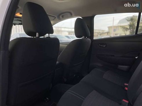 Nissan Leaf 2018 - фото 16