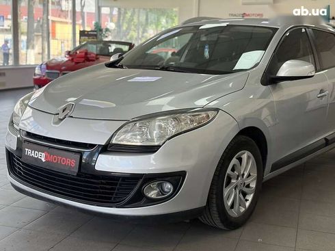 Renault Megane 2012 - фото 6