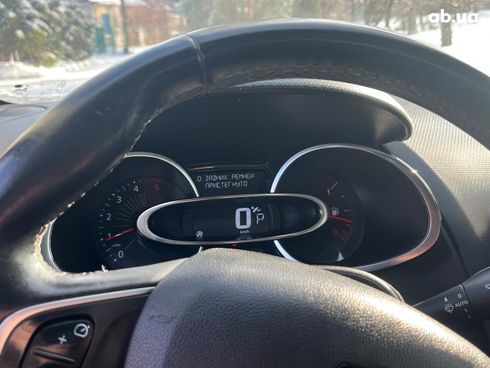 Renault Clio 2016 белый - фото 32