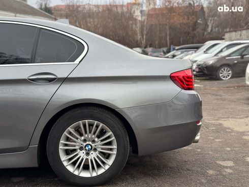 BMW 5 серия 2015 серый - фото 8