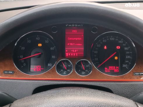 Volkswagen Passat 2006 зеленый - фото 17