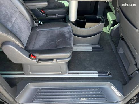 Volkswagen Multivan 2012 черный - фото 45