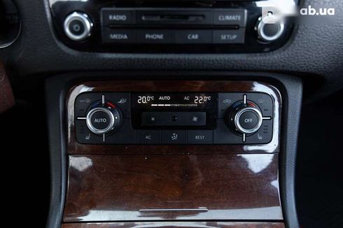 Volkswagen Touareg 2011 - фото 22