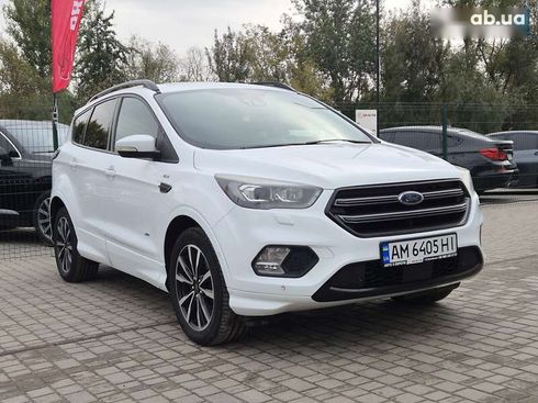 Ford Kuga 2017 - фото 7