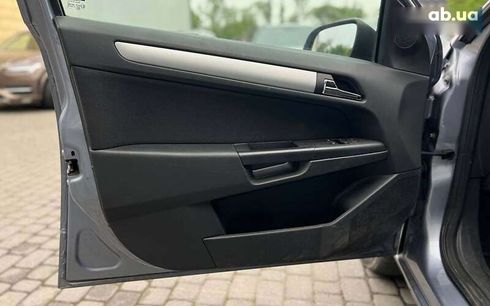 Opel Astra 2009 - фото 7