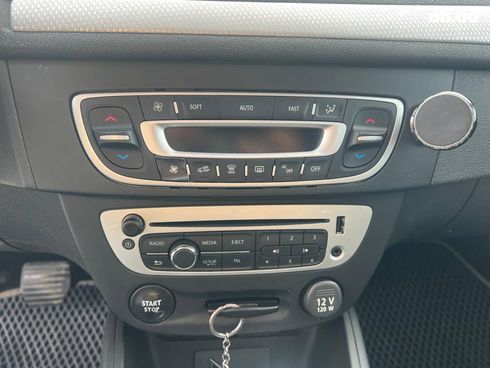 Renault Megane 2013 серый - фото 43