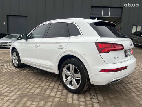 Audi Q5 2018 белый - фото 8