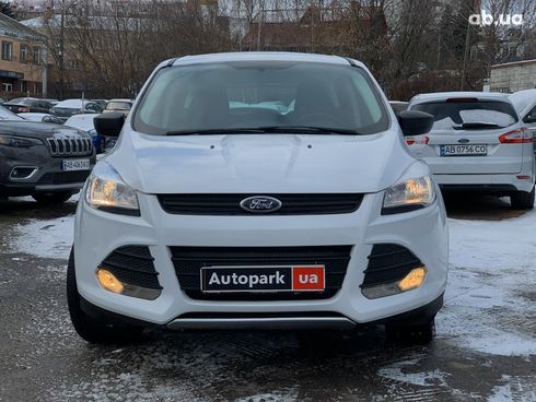 Ford Escape 2015 белый - фото 2