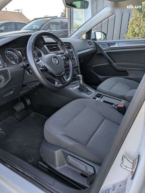 Volkswagen e-Golf 2018 - фото 13