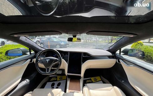 Tesla Model S 2019 - фото 12