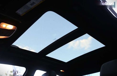 Chrysler 300C 2013 - фото 26