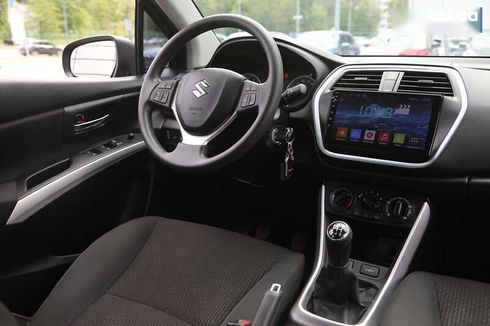 Suzuki SX4 2018 - фото 9