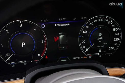 Volkswagen Touareg 2018 - фото 23