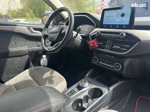 Ford Escape 2020 - фото 15