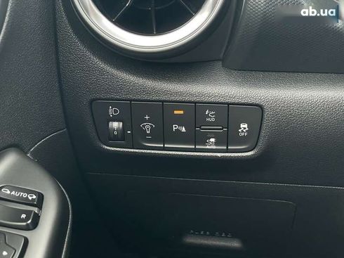 Hyundai Kona Electric 2021 - фото 11
