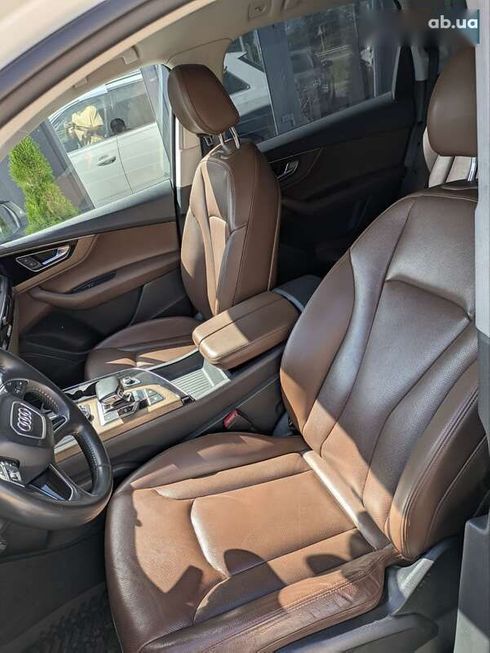 Audi Q7 2018 - фото 22