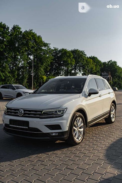 Volkswagen Tiguan 2017 - фото 2