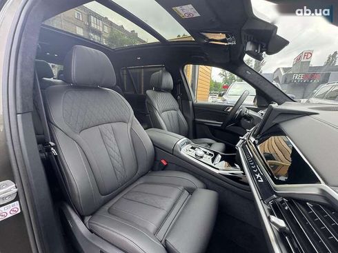 BMW X7 2023 - фото 18