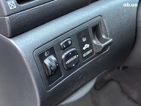 Toyota Corolla 2006 серый - фото 11