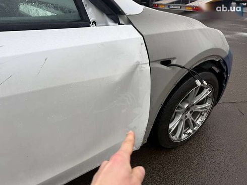Tesla Model Y 2020 - фото 9