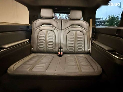 Rivian R1S 2023 - фото 17