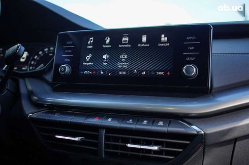 Skoda Octavia 2020 - фото 27
