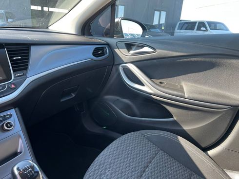 Opel Astra K Hatchback 2017 черный - фото 23