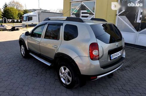 Renault Duster 2011 - фото 8