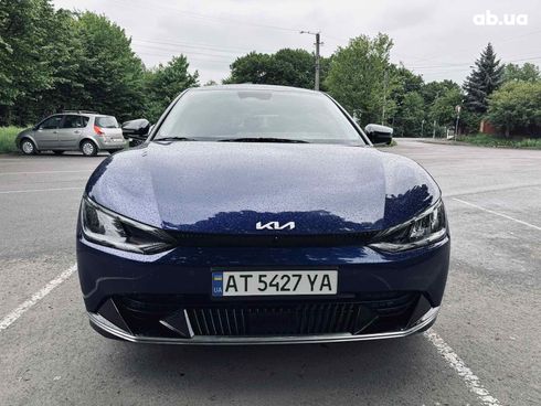 Kia EV6 2022 синий - фото 2