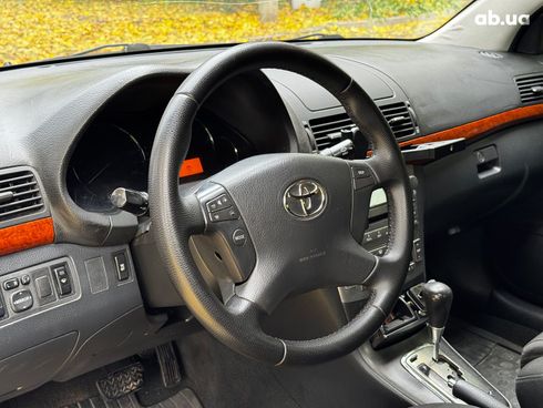 Toyota Avensis 2008 серый - фото 14