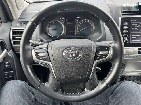 Toyota Land Cruiser Prado 2020 - фото 20