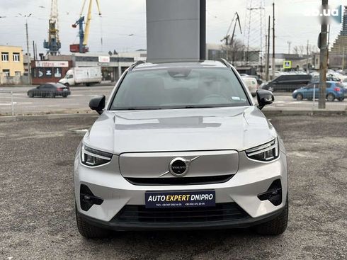 Volvo XC40 2023 - фото 11