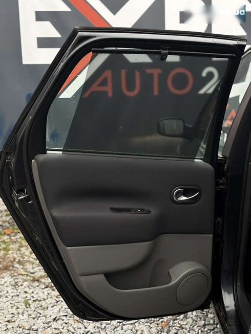 Renault Scenic 2007 - фото 25